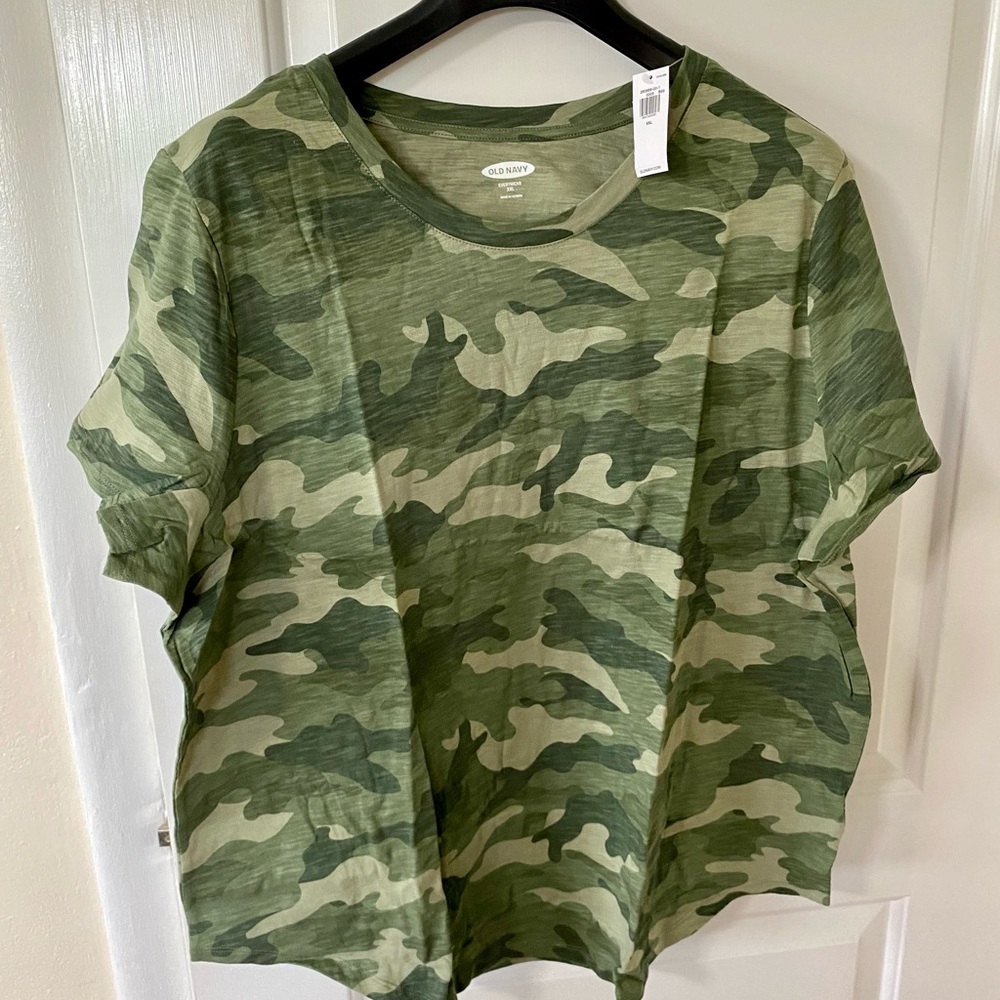 Women’s tee shirt green camouflage xxl